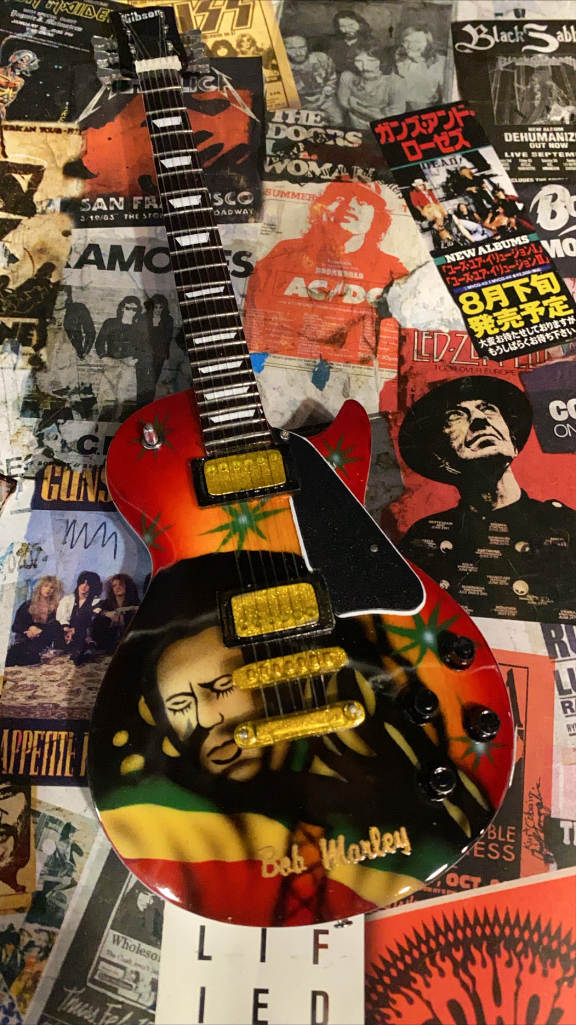Image of Bob Marley Gibson Miniature Guitar